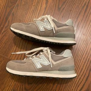New Balance 574 - Women’s 6.5
